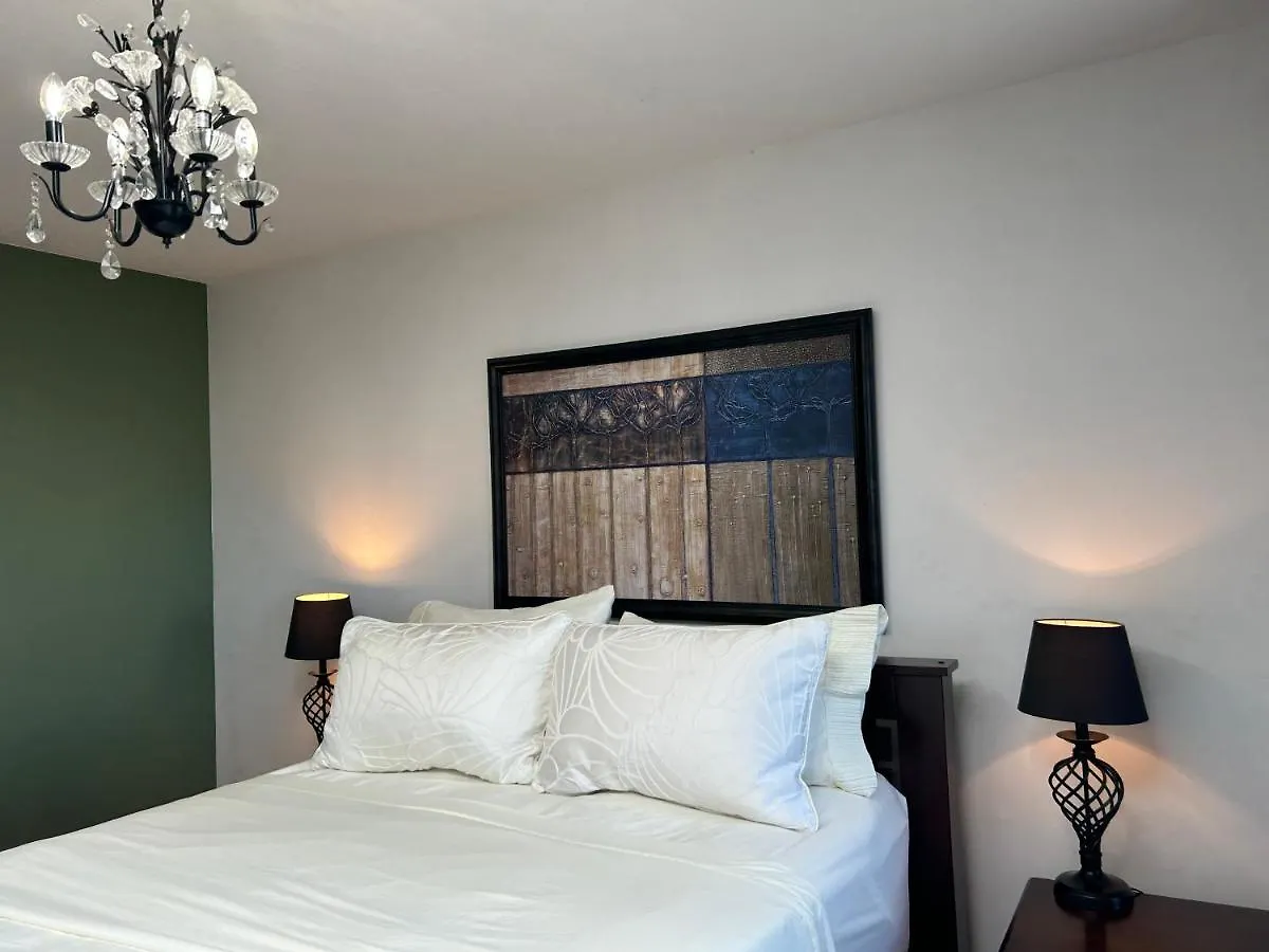 *****  Armand Heights Bed & Breakfast Ganges Canada