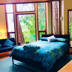 Serenity By The Sea Retreats Bed & Breakfast